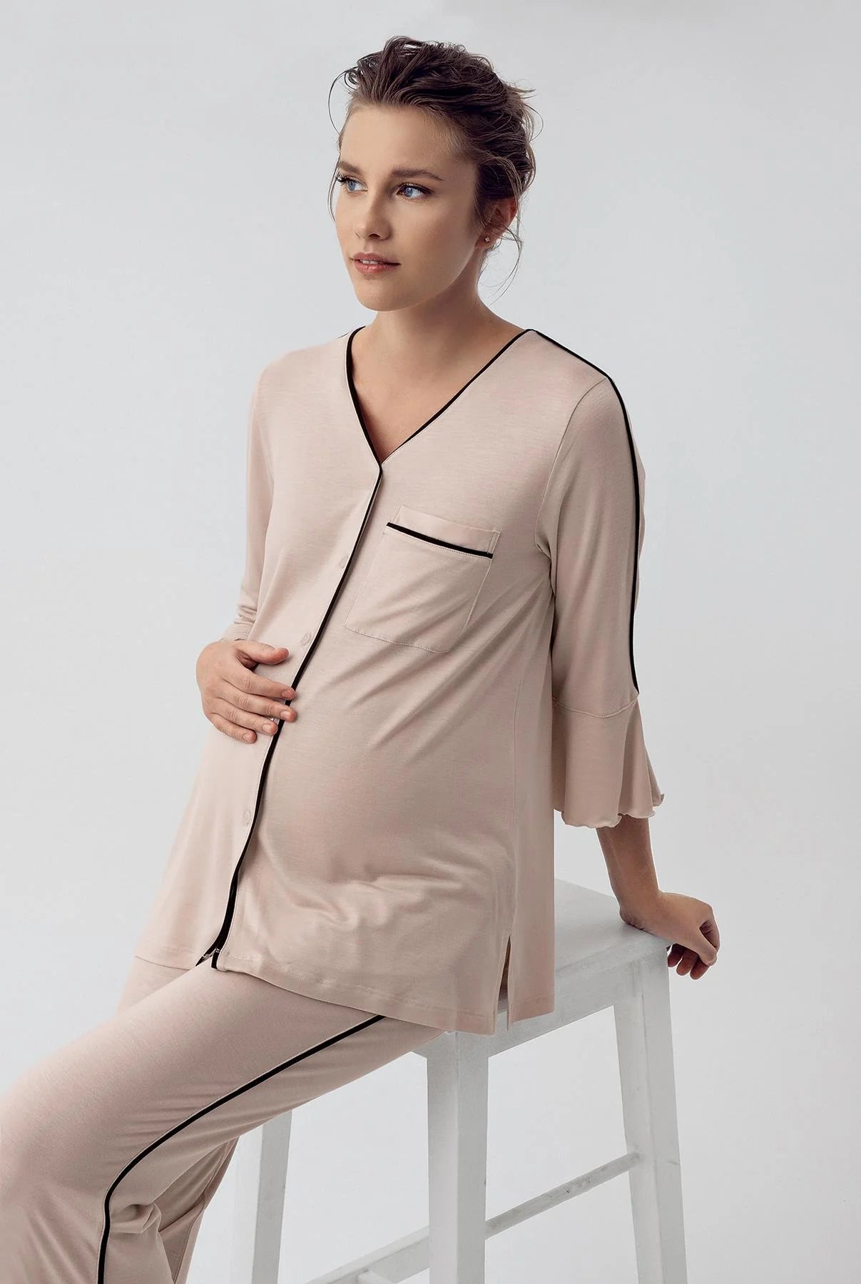 Shopymommy 16207 Strip Maternity & Nursing Pajamas Beige