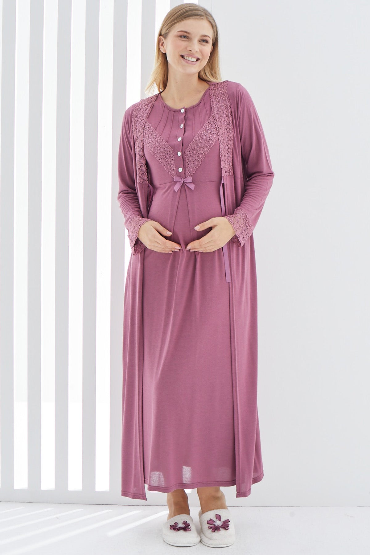 Shopymommy 2270 Lace Detailed Maternity & Nursing Nightgown With Robe Plum