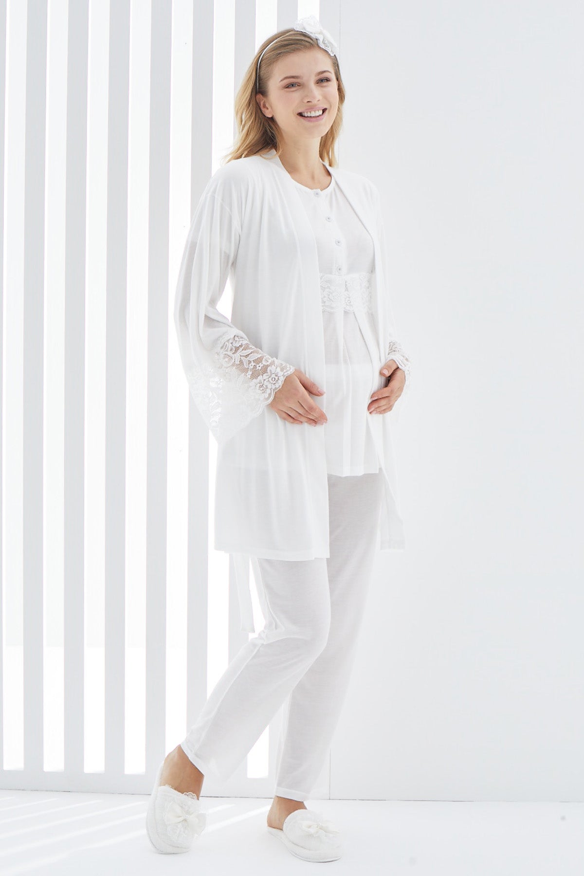 Shopymommy 3412 Lace 3-Pieces Maternity & Nursing Pajamas With Lace Flywheel Arm Robe Ecru