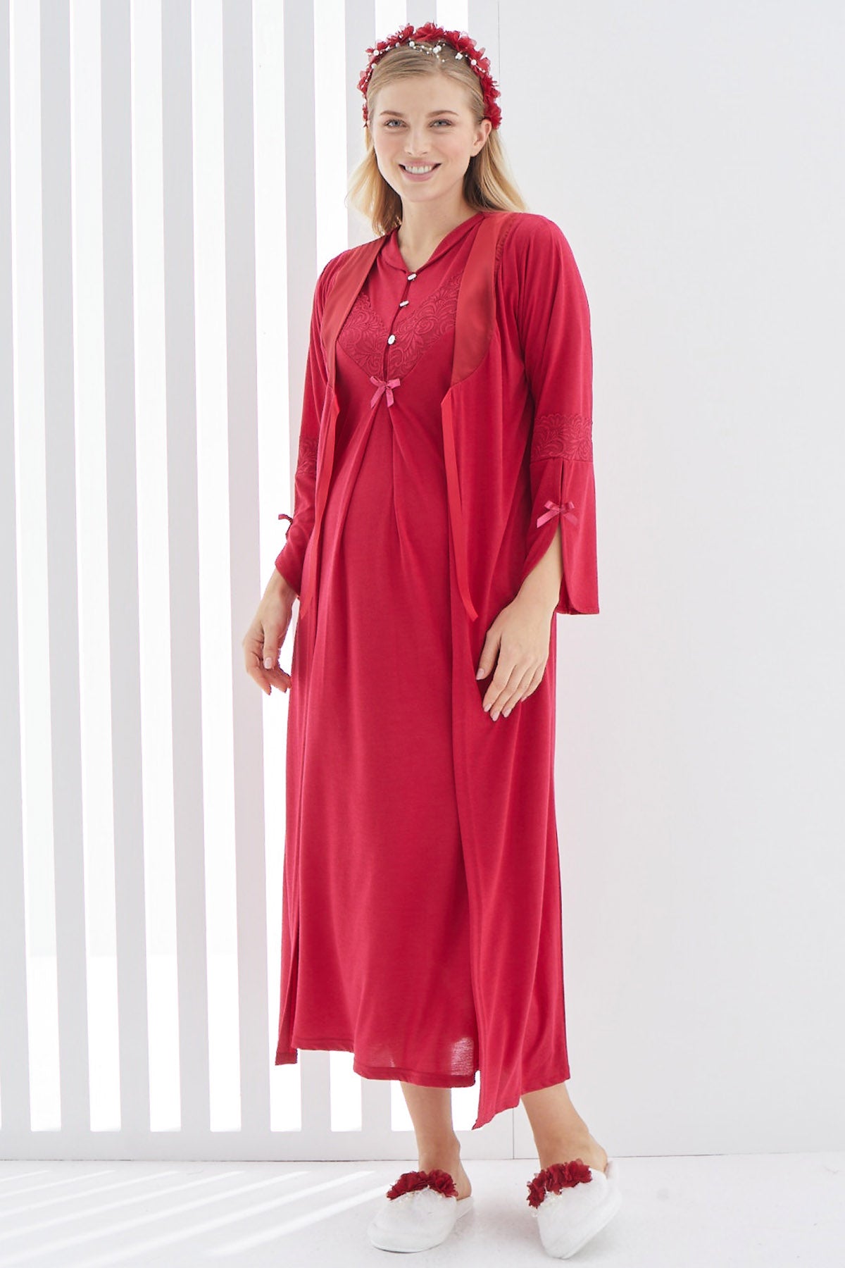 Shopymommy 2268 Guipure V-Neck Maternity & Nursing Nightgown With Robe Red