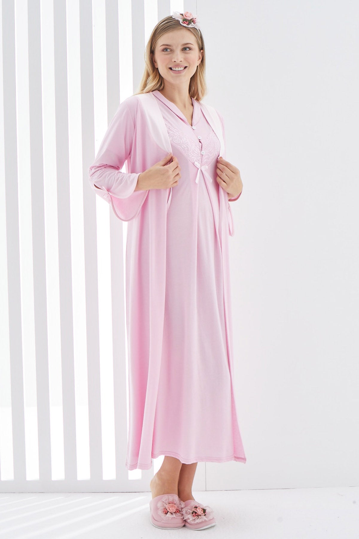 Shopymommy 2268 Guipure V-Neck Maternity & Nursing Nightgown With Robe Pink