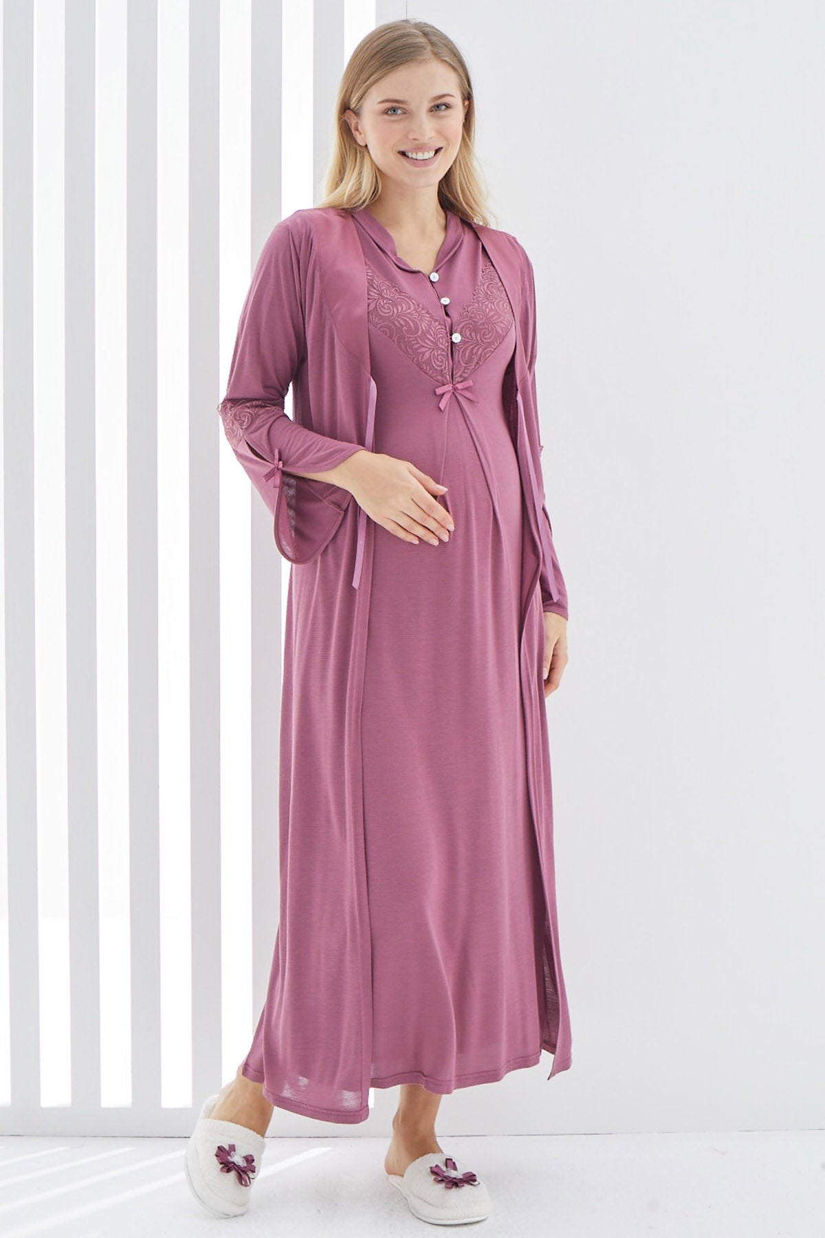 Shopymommy 2268 Guipure V-Neck Maternity & Nursing Nightgown With Robe Plum