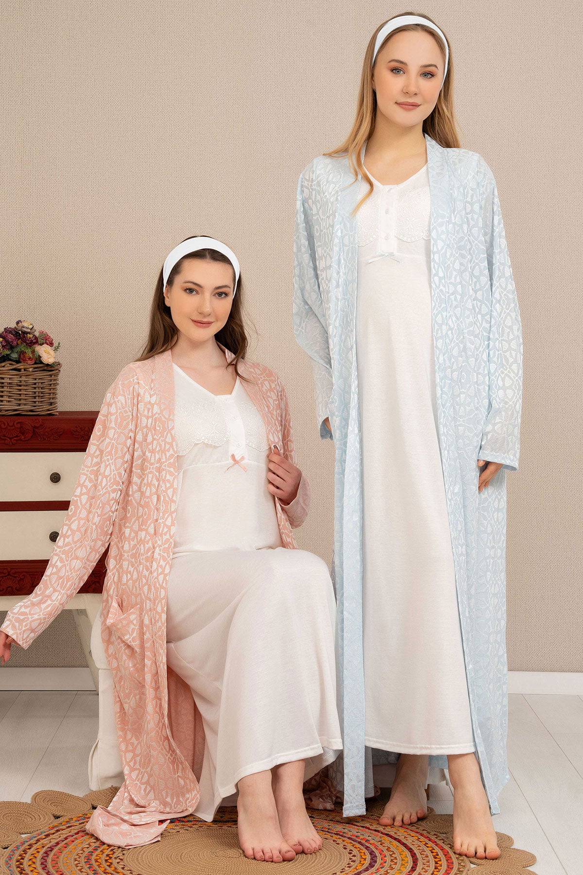 Shopymommy 4510 Lace Maternity & Nursing Nightgown With Patterned Robe