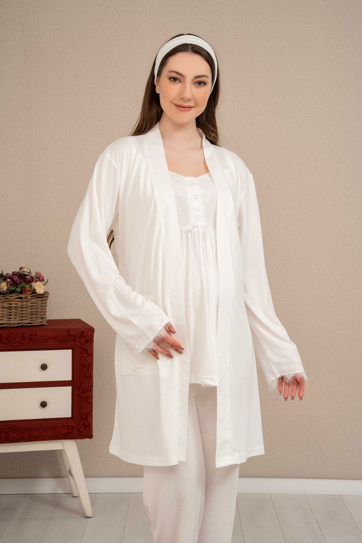 Shopymommy 4513 Double Breast Feeding 3-Pieces Maternity & Nursing Pajamas With Lace Sleeve Robe Ecru