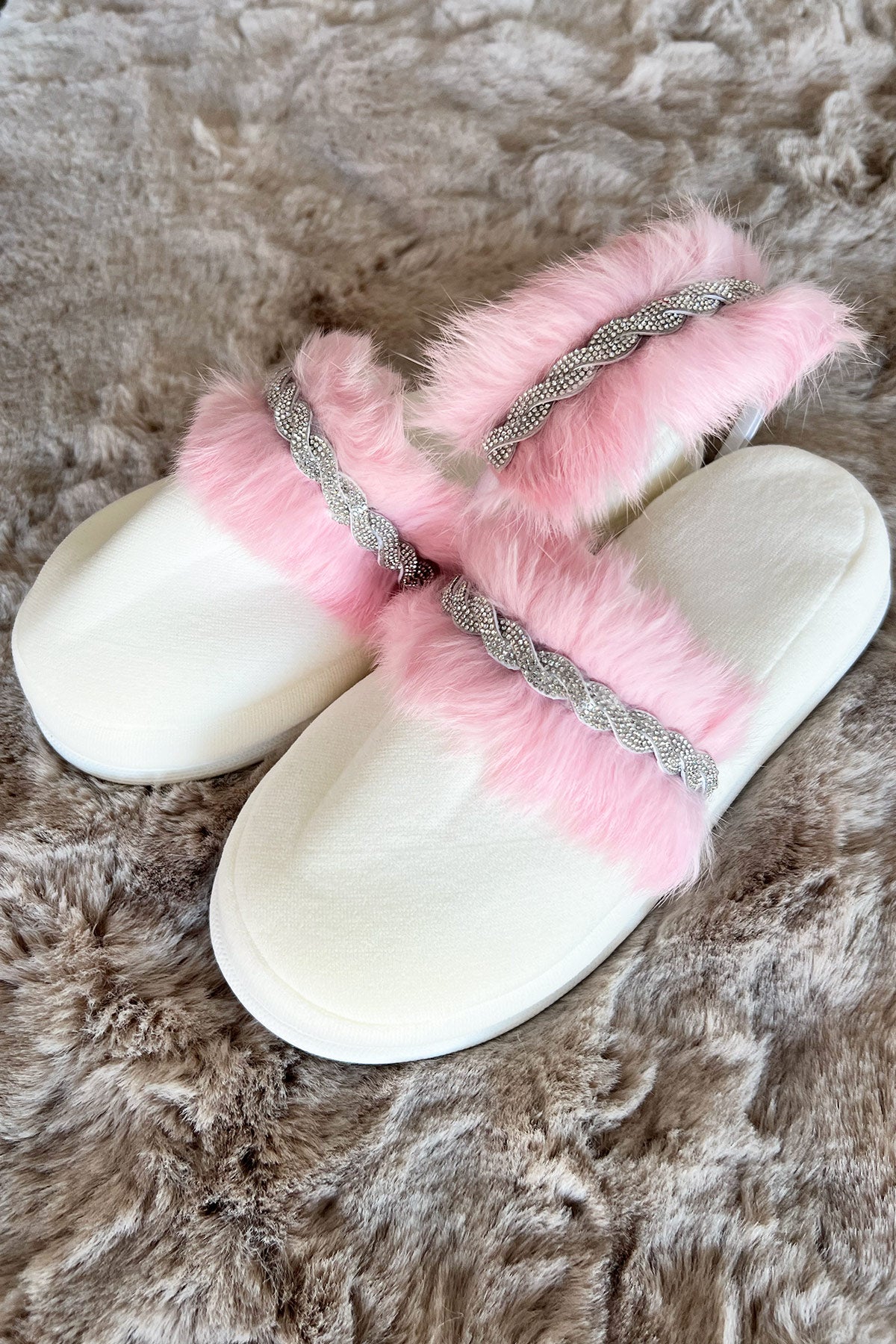 Shopymommy 757108 Feather Themed Maternity Crown & Maternity Slippers Set Pink