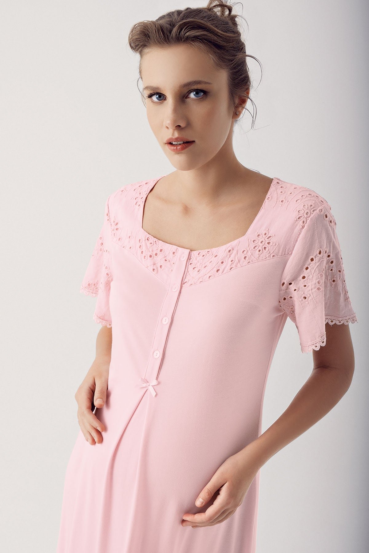 Shopymommy 14400 Motif Embroidered Maternity & Nursing Nightgown With Robe Powder