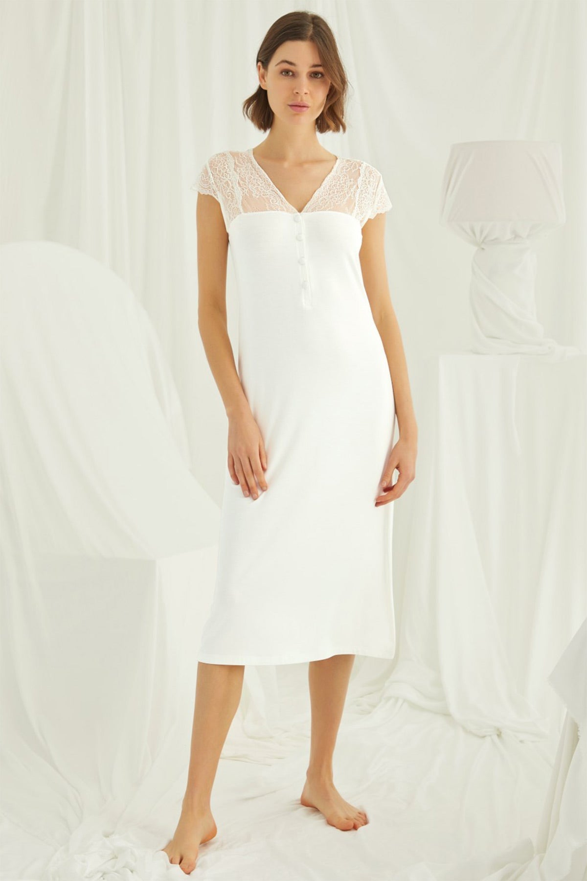 Shopymommy 18455 Lace V-Neck Plus Size Maternity & Nursing Nightgown Ecru